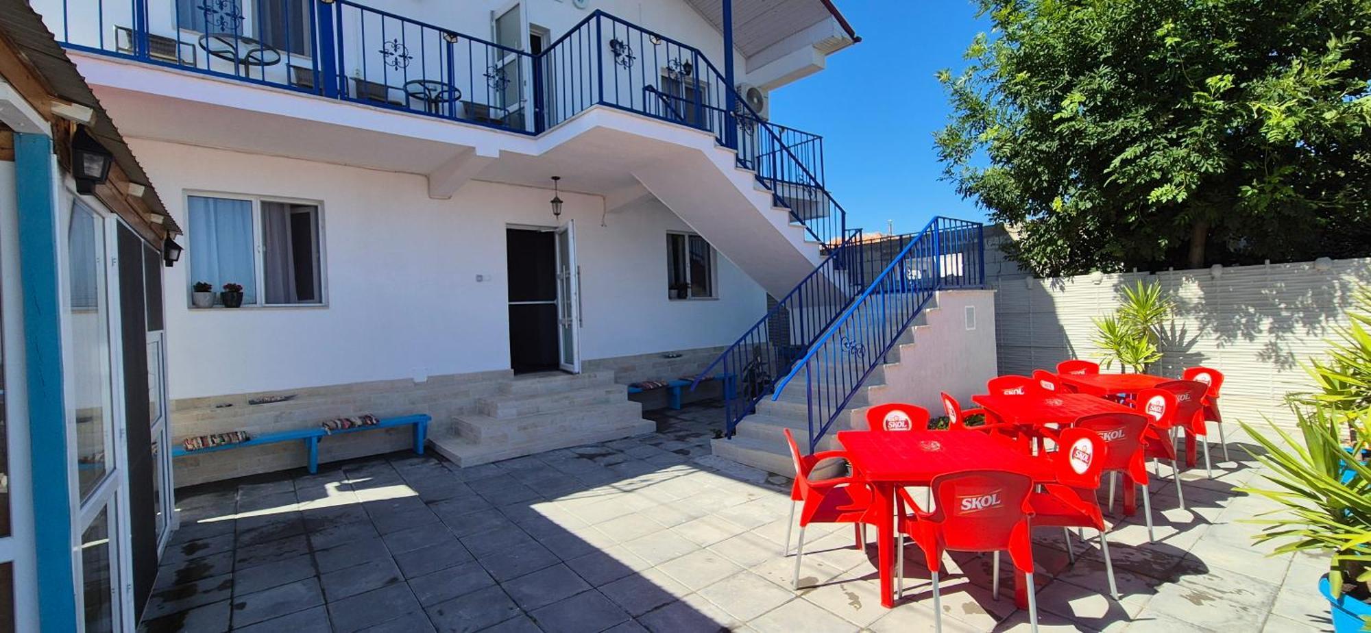 Hotel Casa Epat Două Mai Esterno foto